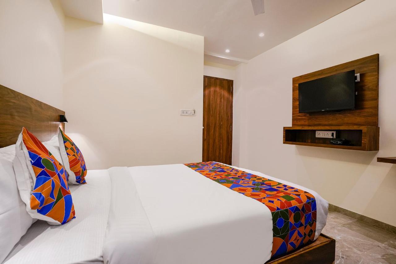 Fabhotel Antlers Bombay Exterior foto